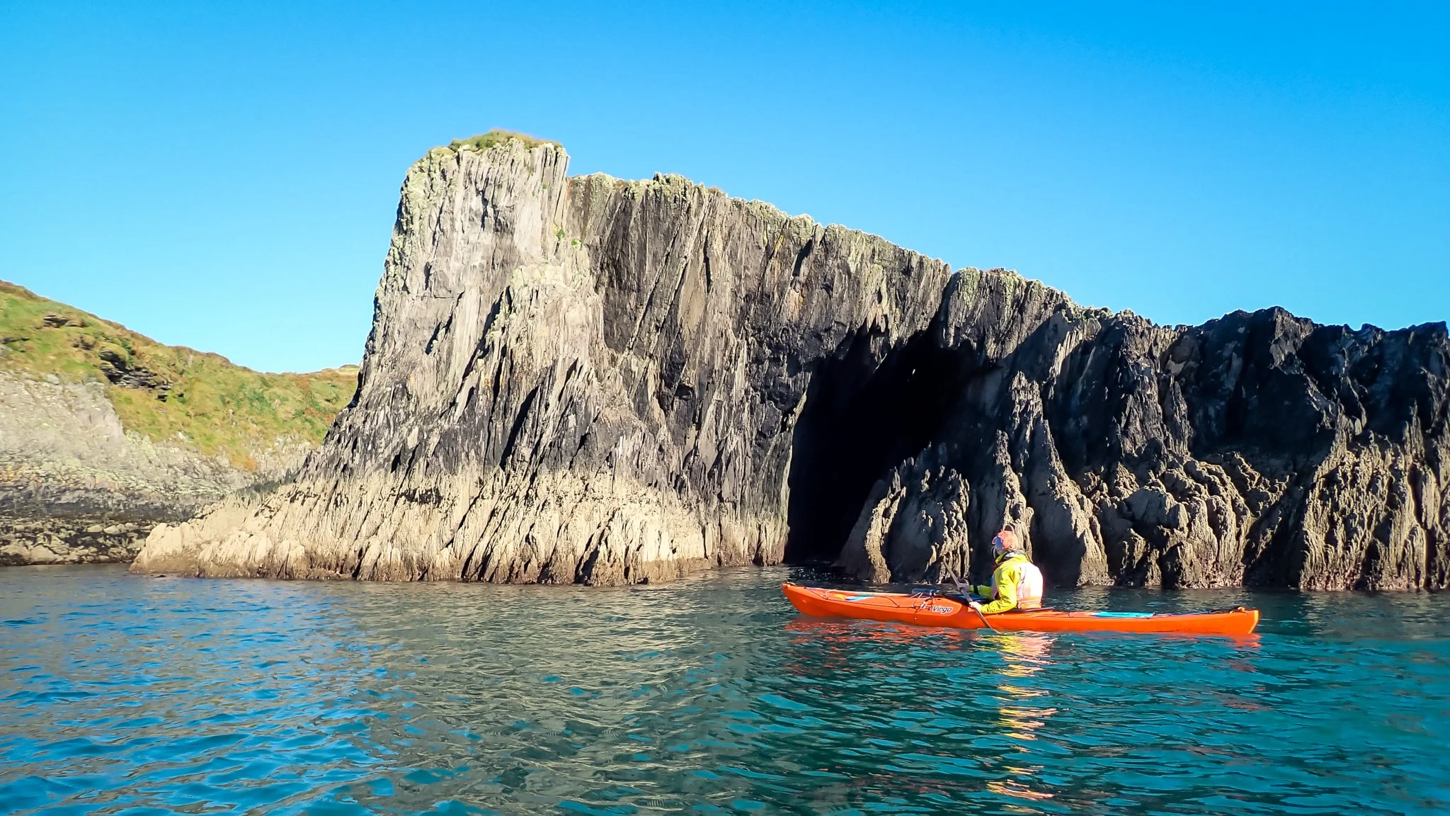2026-10-17 Leamcon Castle & Goat Island Paddle - PA171058 (web-res).jpg