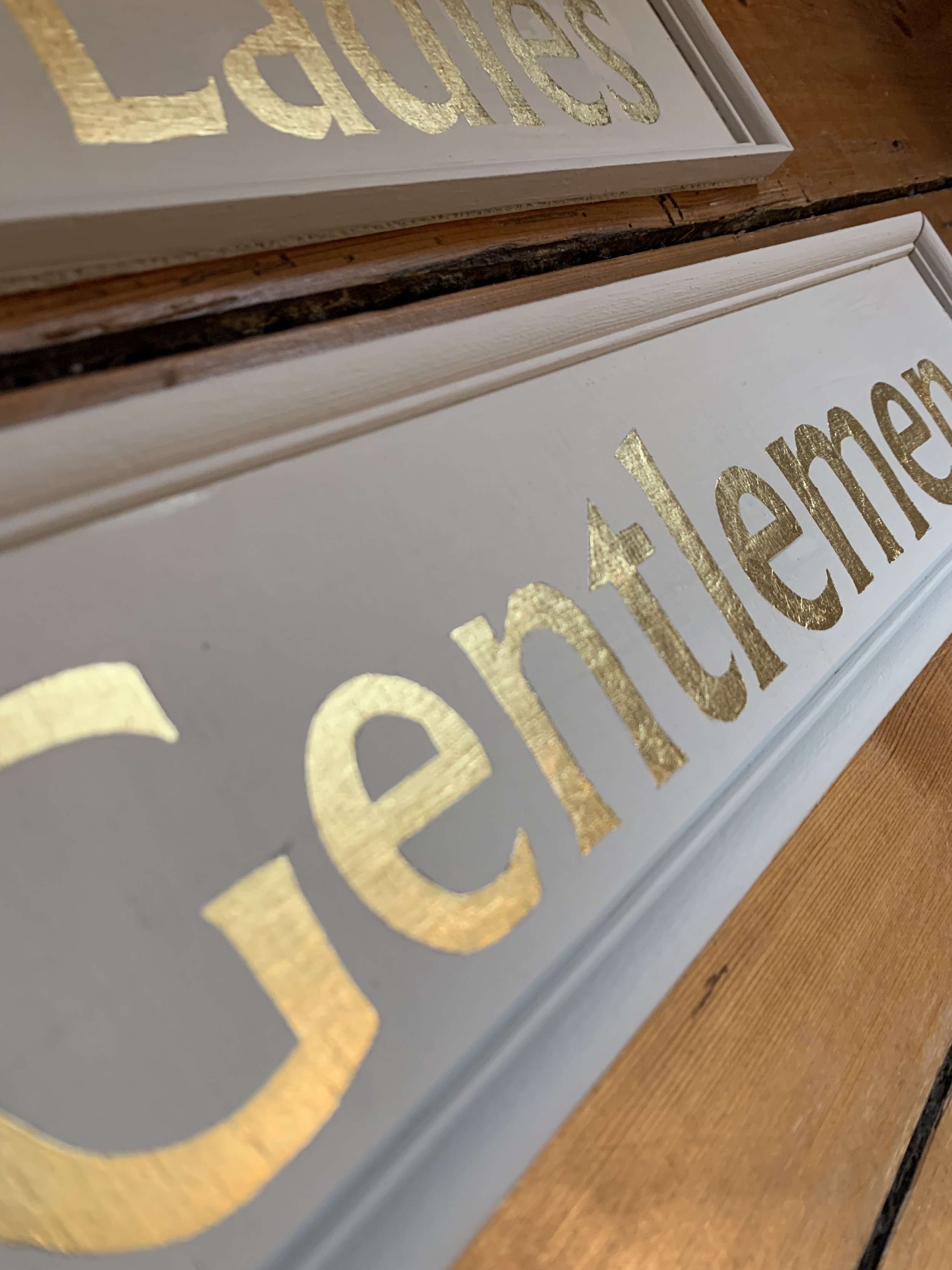 surface gilding way finding for restaurant in dartmouth