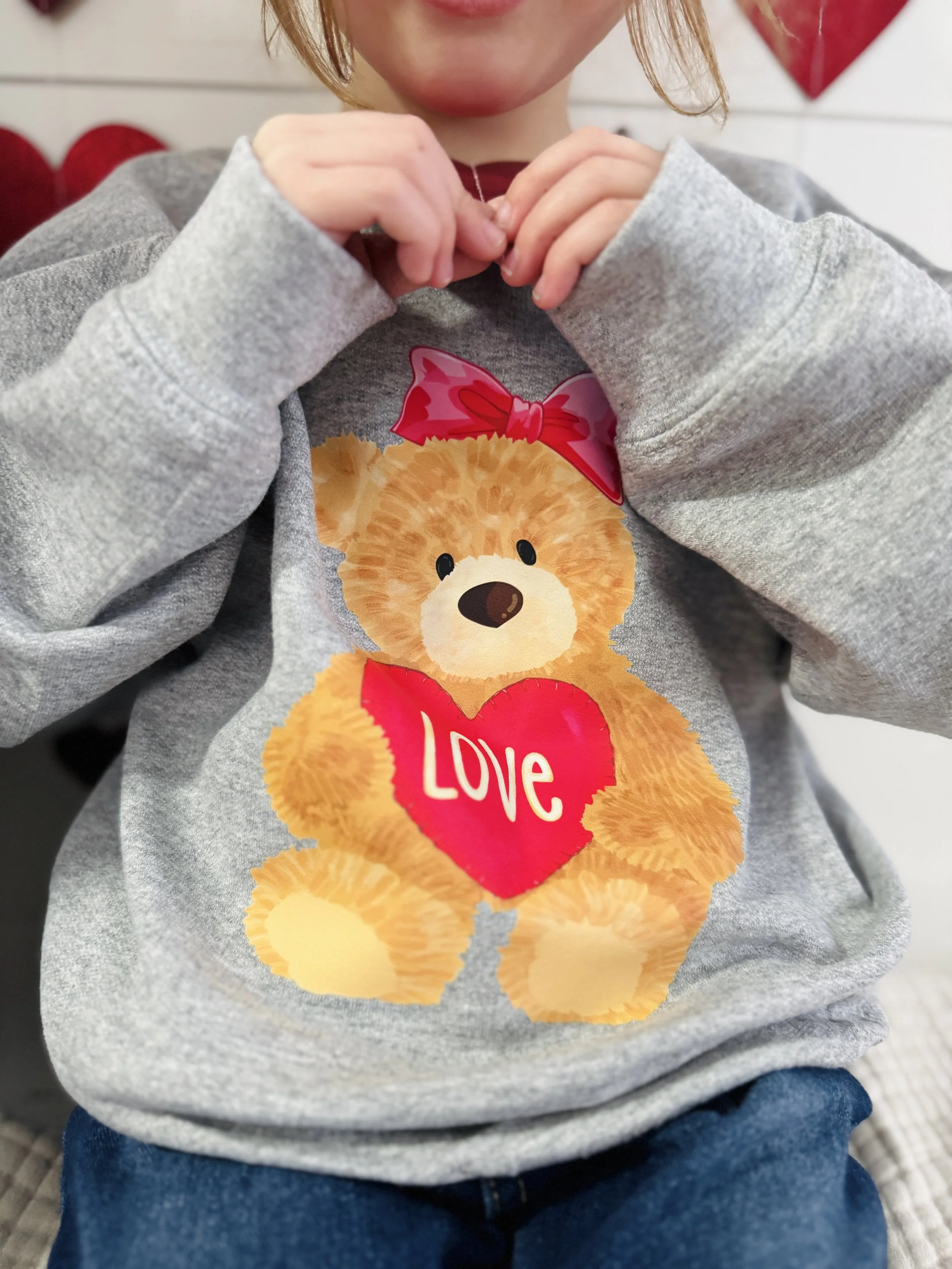 Girl Valentine bear CREW