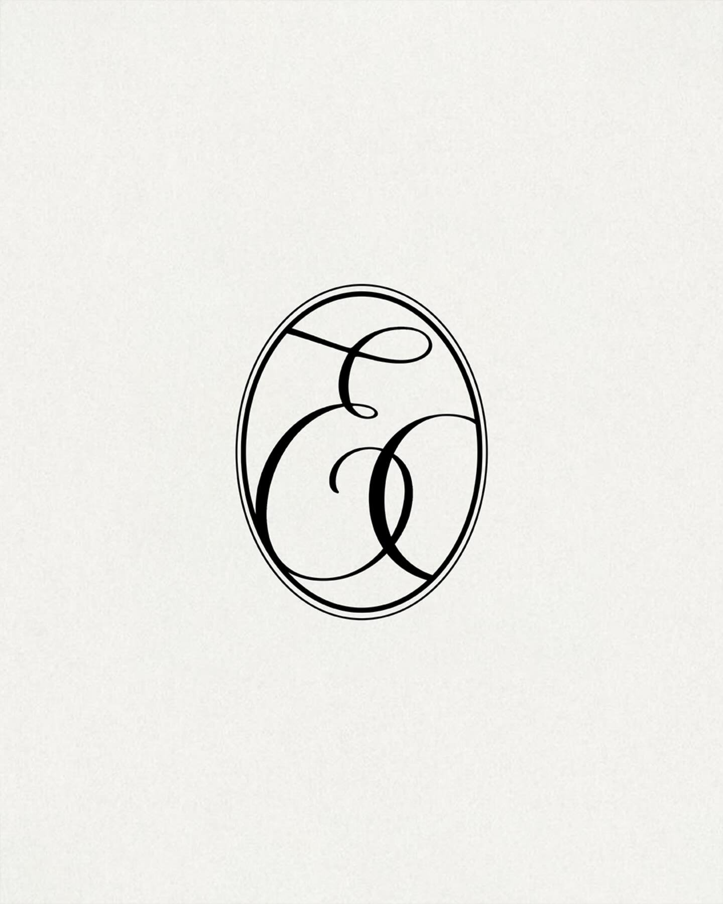 A brand mark shaped with intention and quiet luxury - Classic in form, timeless in presence.

Designed to echo the elegance of the primary logo with a sense of confidence that never fades.

Designed for @etoileclinica 🤍