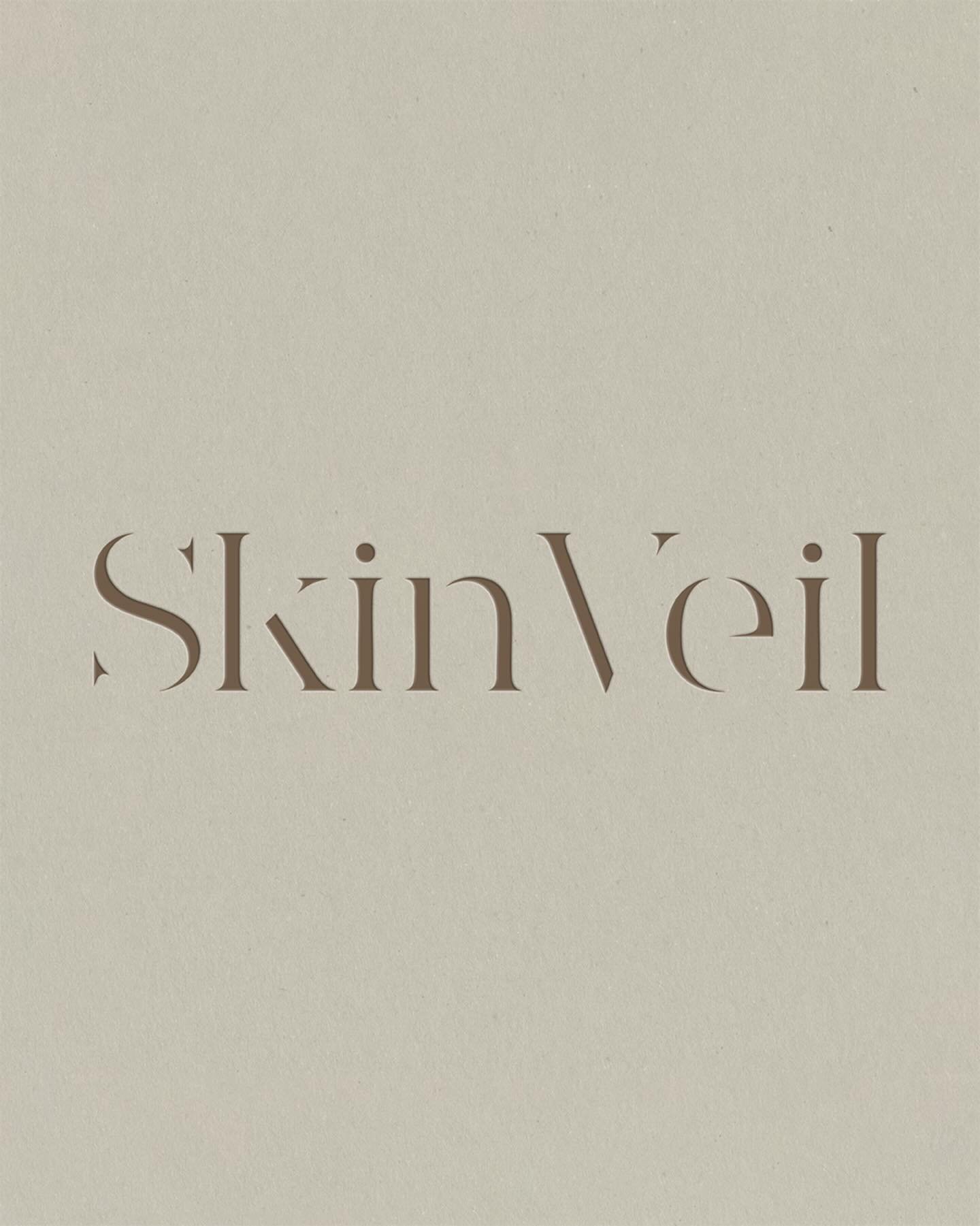Swipe to explore the brand suite for @skinveiluk 🤍

Timeless, refined and effortlessly elegant. A logo where clean typography meets subtle connections, designed to feel modern and understated.