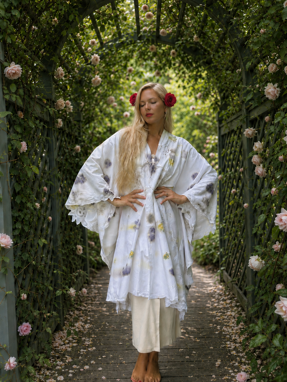 カズコキタムラ テイクオフ カットワークエンブロイダリージャケット フラワー刺繍 Vintage cotton lacework kimono — FLORA OBSCURA