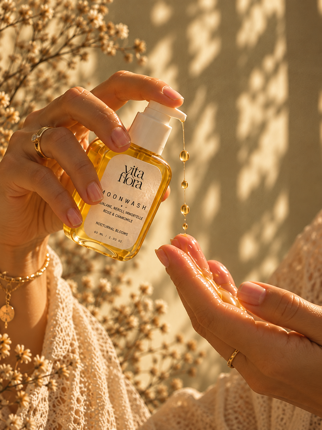 Our best-selling, makeup-melting cleansing oil is rich in neroli essence and formulated to nourish the skin, support its acid mantle. With antiseptic