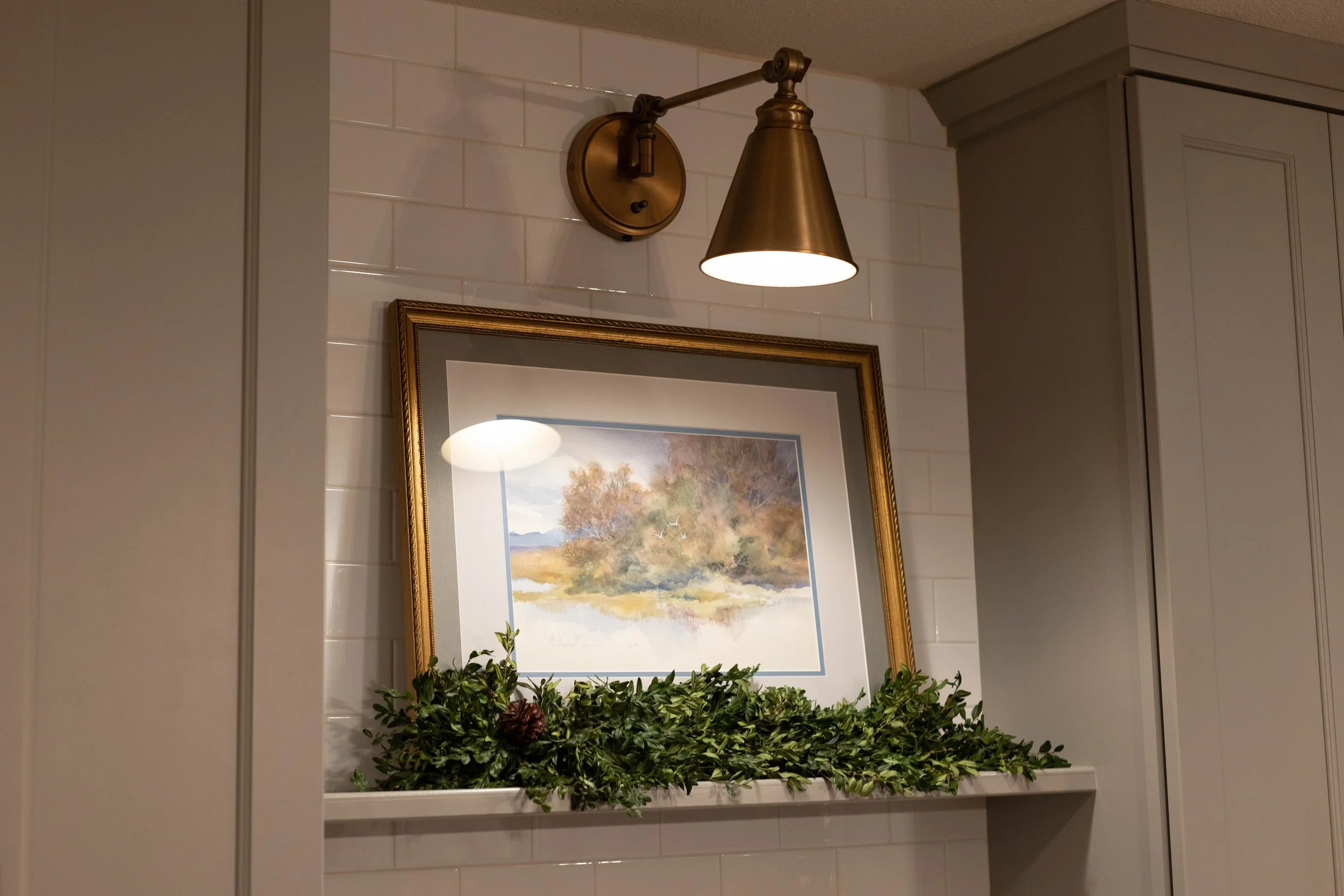 BoxwoodGarlandMantel.jpg
