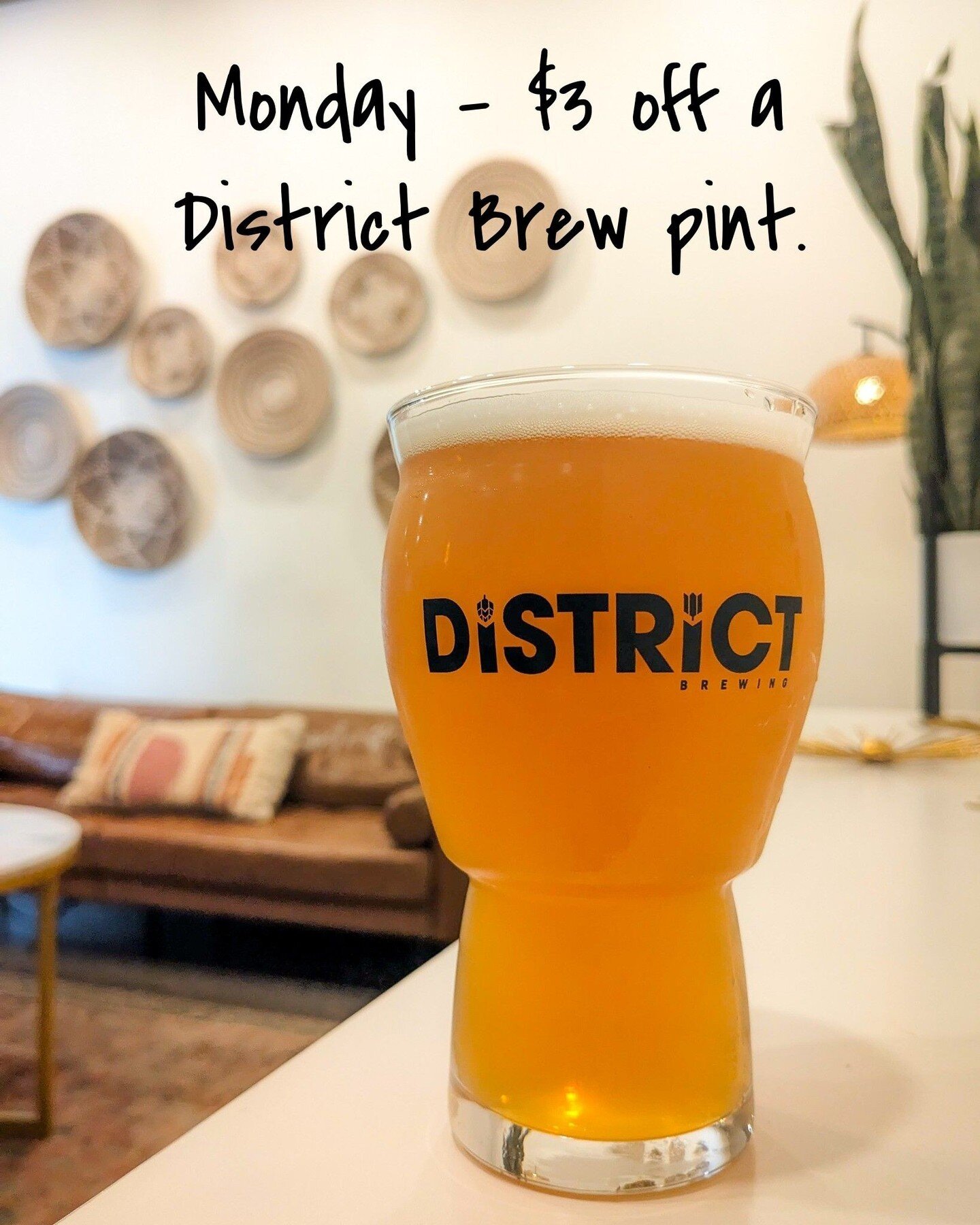 The special of the day is $3 off a District Brewing pint. 🍺That seems like a good reason to get on in here and relax after a hard day at work. ⁠
⁠
#beerme #beer #beernight #nightout #craftbeer #Craftbeerlover⁠
#DistrictBrewing #DrinkDistrictBeers #D