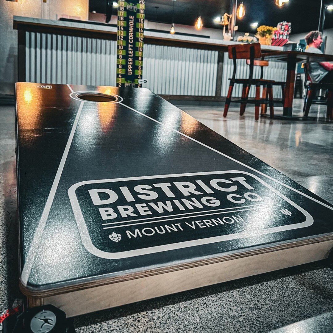 [FERNDALE] It's cornhole night😎 at Ferndale District Brewing. Are you in?!? 🔥Whether you are playing or spectating, it's sure to be a fun night out.🥳 Take some pics and tag us. We'll just grab a pint 🍺and wait...⁠
⁠
#cornhole #bagsandbeers #beerm