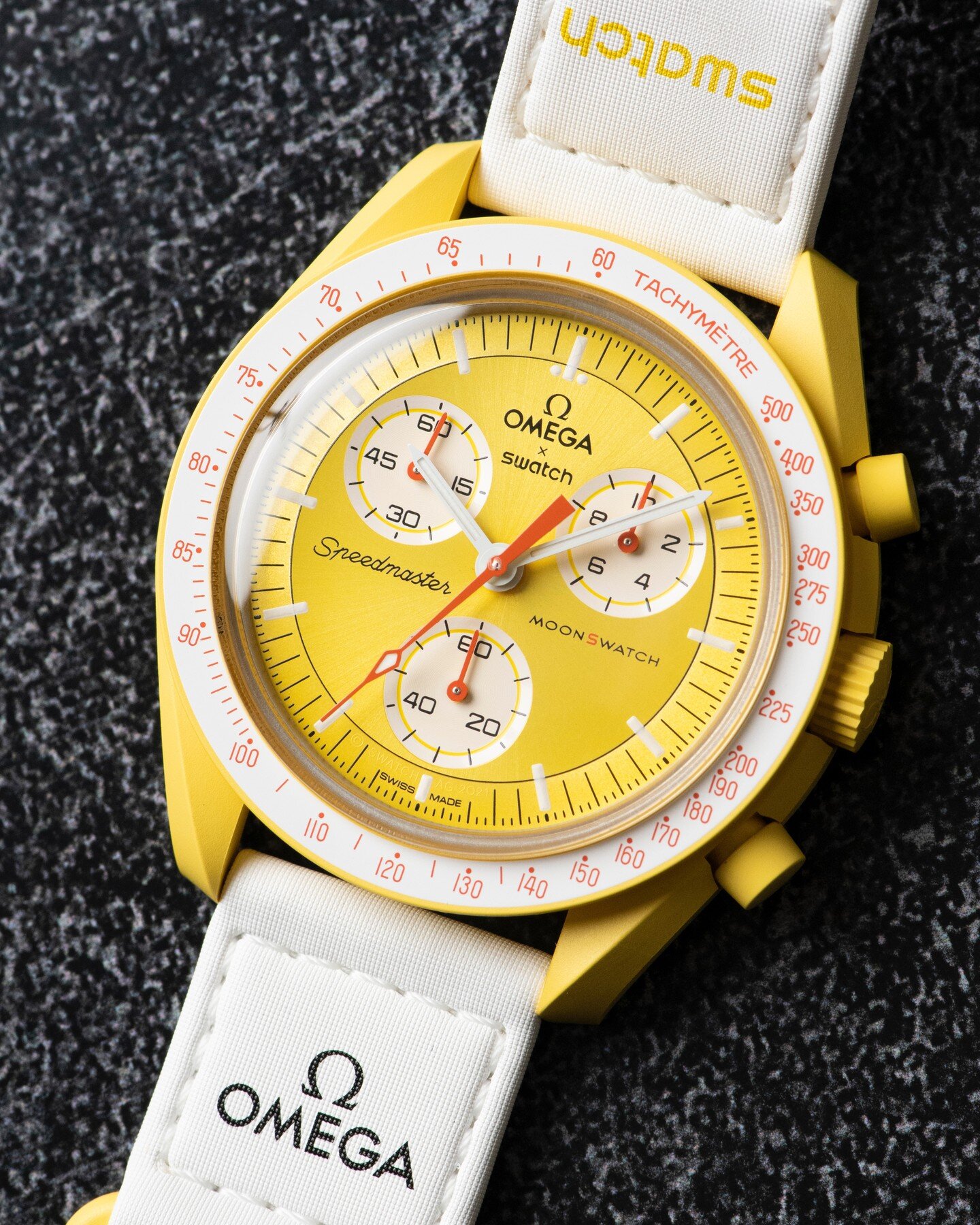 @ke0sye let me take pictures of his #MoonSwatch #missiontothesun before he even got it. I need one!!
.
.
.
#nikon #nikond850 #D850 #swatch #swatchwatch #omega #vflatworld #profotob2