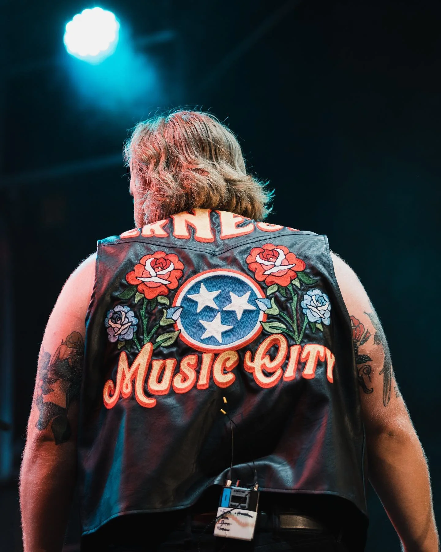 This vest was everything. Some of my favorites of @ernest from Whiskey Jam @hixtapemusic takeover 🌹

#nashvillephotographer,  #nashvilletn, #musicianphotographer, #livemusicphotographer, #musiccity, #sonyphotographer, #sonya7sii, #sonyalpha, #nashvi