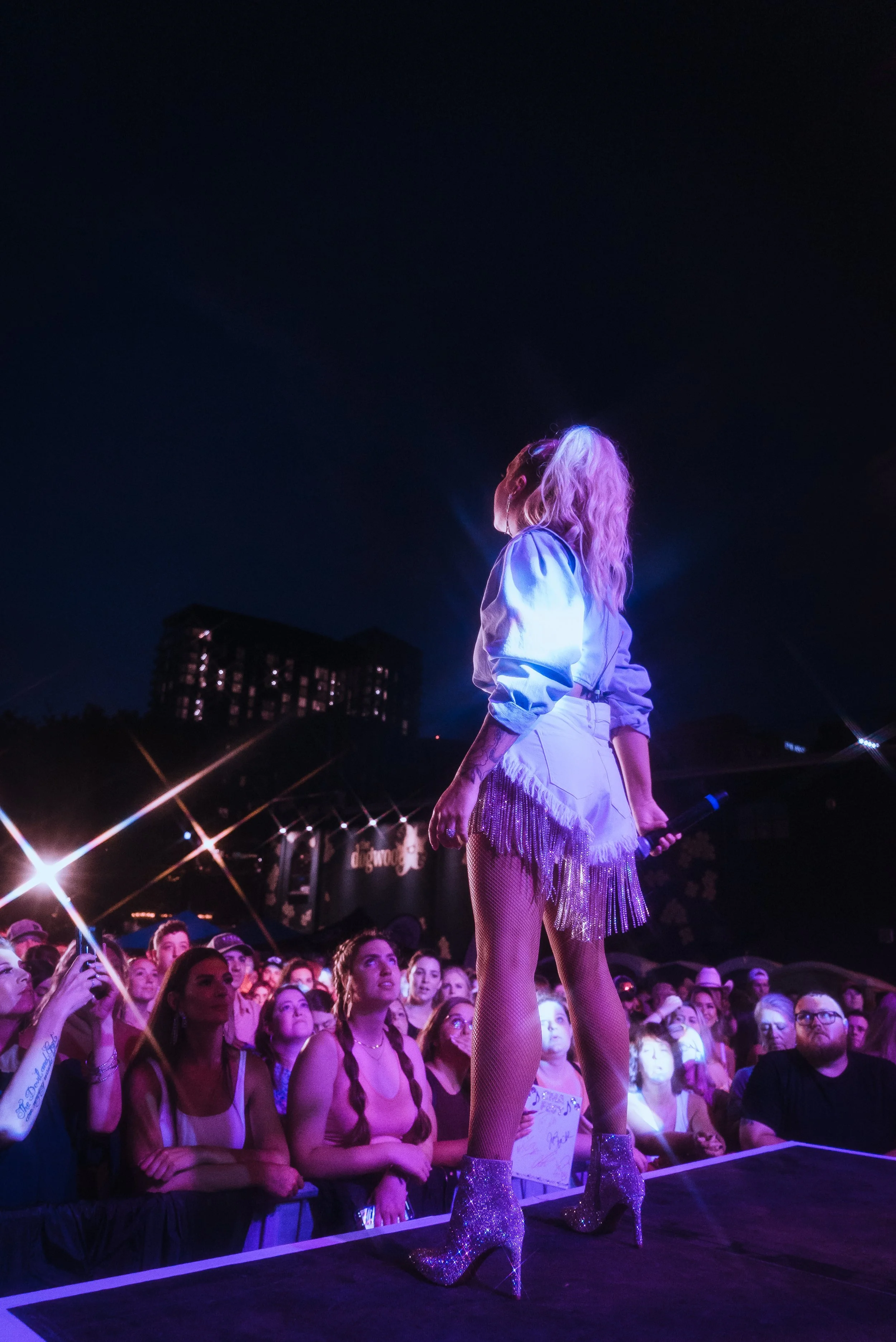 Whiskey Jam | Raelynn 