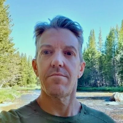 HALL_Bryan_Headshot.jpg