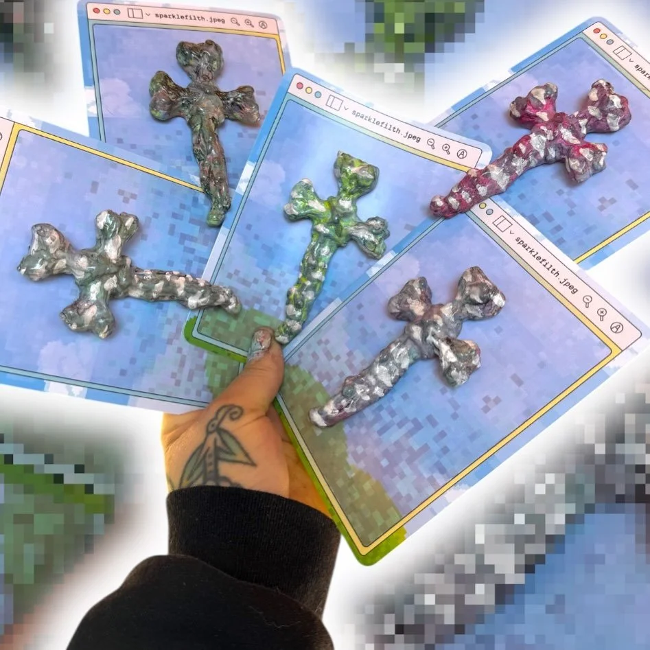 DAGGER DEETS!!!!! U NEED A DAGGER!!!

ALL PROFITS GO TO @dungeondwellercult TO GET US TO MUNICH!!!!!!! LFGGG!!!

$90-$120 sliding scale!!! FIND ME IN NYC TO GET URS!!!! ONLY 10 AVAILABLE!!!!

@dungeondwellercult @nycjewelryweek @pratt_institute_jewel