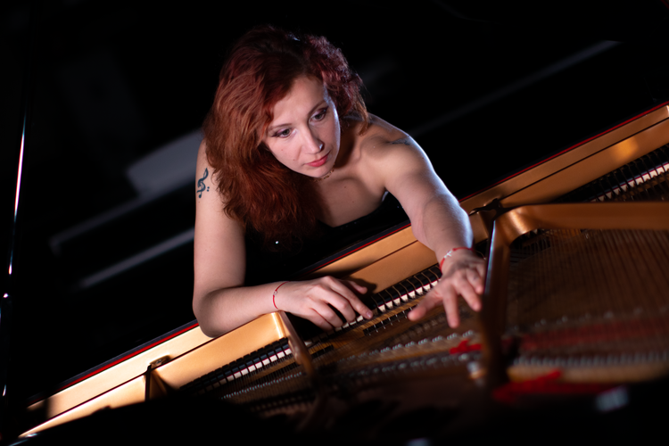 Madalina Danila playing the piano