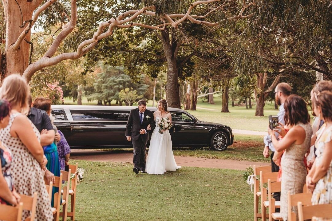 This moment ❤️

Happy Father's Day to all the dads out there. 📸@amy_philp_weddings 

#toowoomba #toowoombaweddings #toowoombaregion #toowoombaevent #toowoombaliving #weddingday #queenslandwedding #queenslandweddingvenue #fathersday