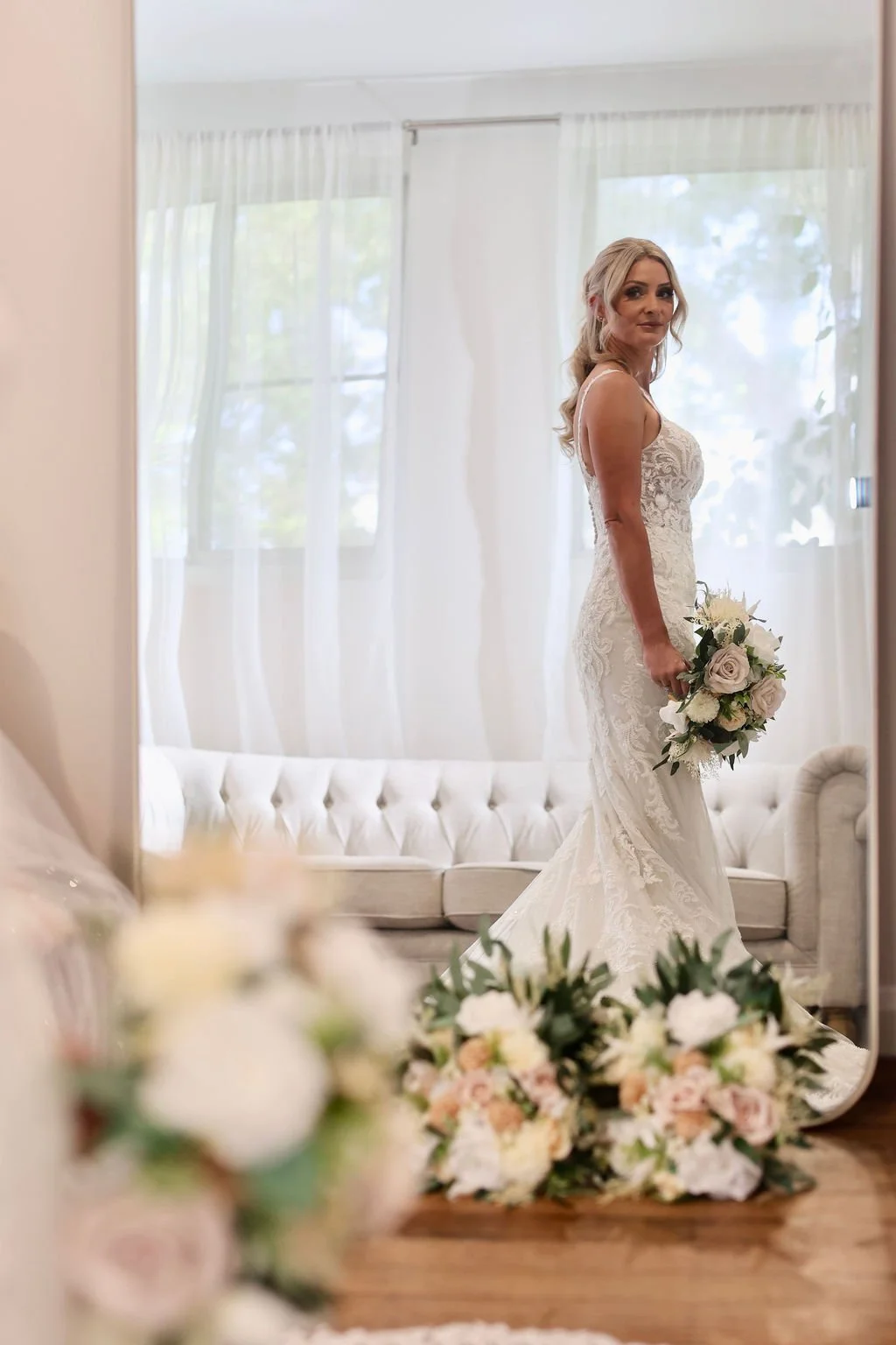 Inside the Bridal Cottage 🤍✨

Alisha looked incredible getting ready for her wedding day 💍🌿