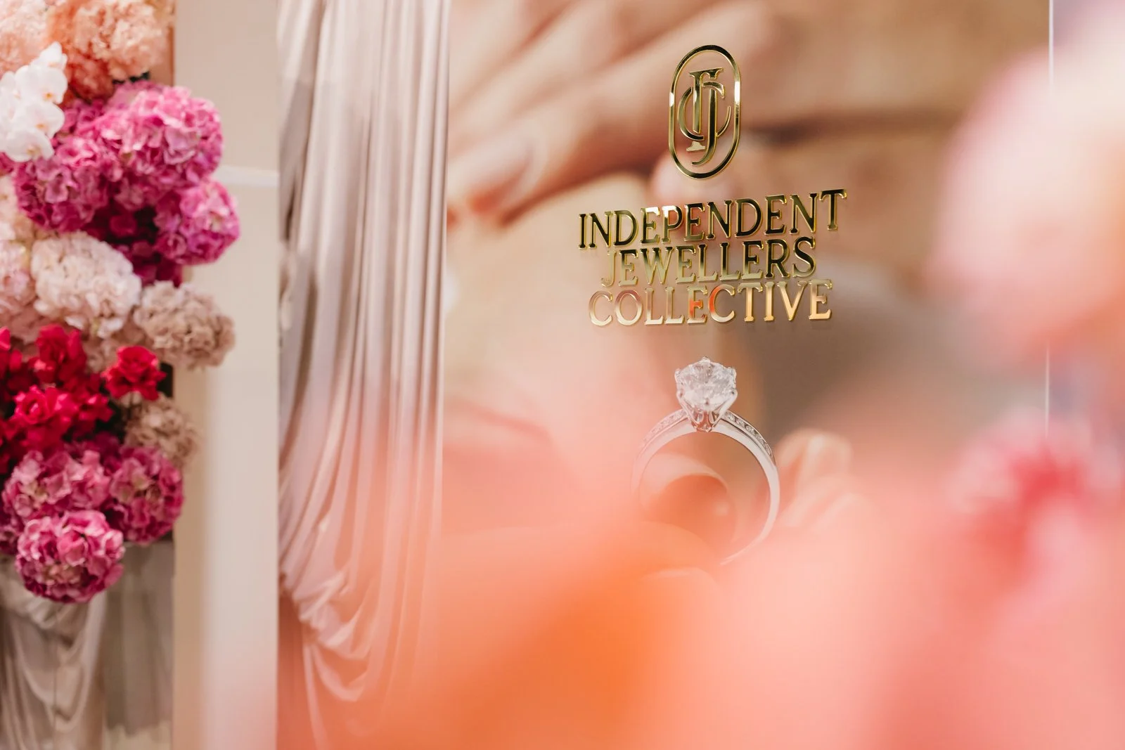 Every detail considered. Every element intentional. A true reflection of the elegance of IJC.

@thedesignplanner
@simply.seated
@thetreasureroom_
@drapeologist
@ohara.flora 
@jewellerscollective
@annamurrayphoto

#melbourneeventplanner #eventstyling 