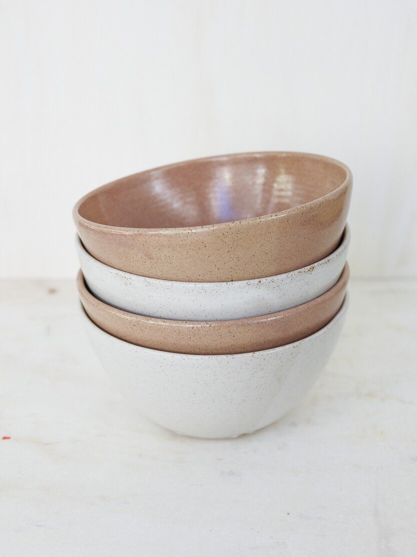 speckle-stoneware-breakfast-bowl-04-1e1c2b1cb19ac5bde997b938fb2a7b03.jpg