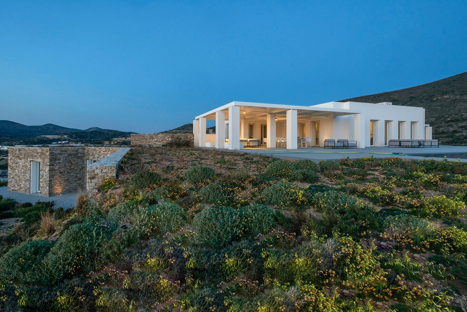 92 CST MB&BUILD 2&3 Sunset.png