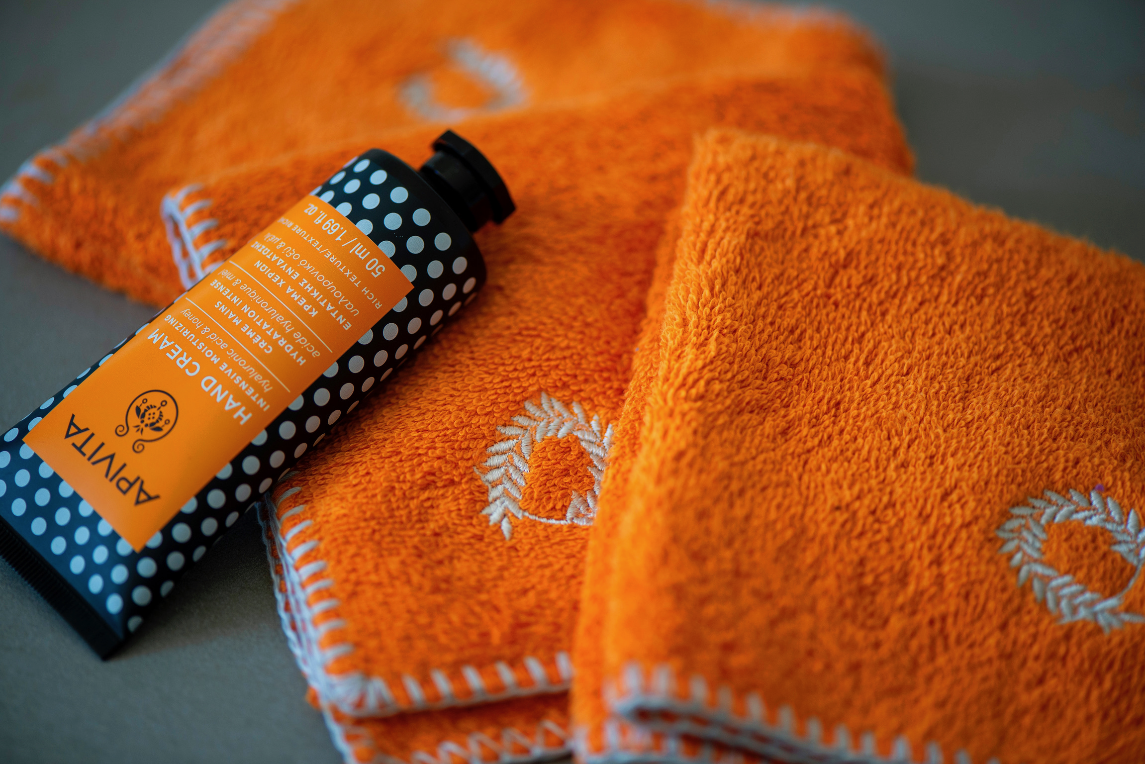 110 CST Guest Bathroom Handtowelsjpg.png