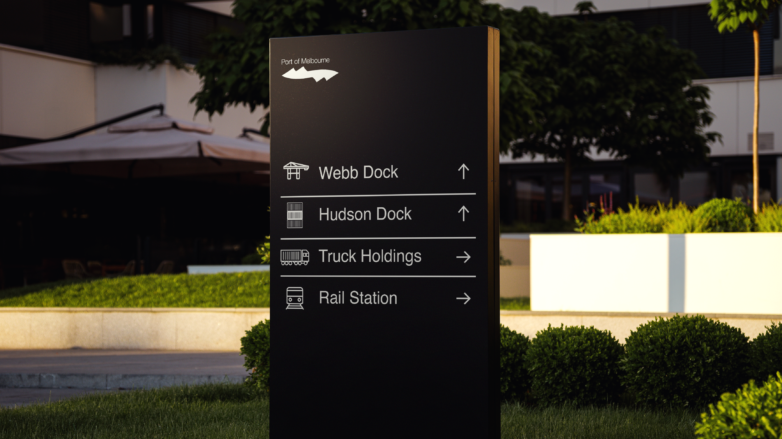 portof-03.png