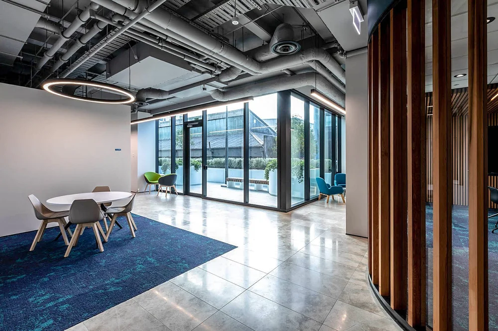 Avanti Finance — Cemac Commercial Interiors
