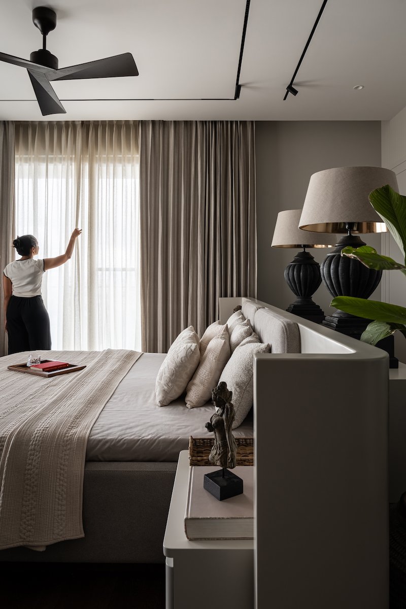 Apt at Embassy Lake Terraces-19.jpg