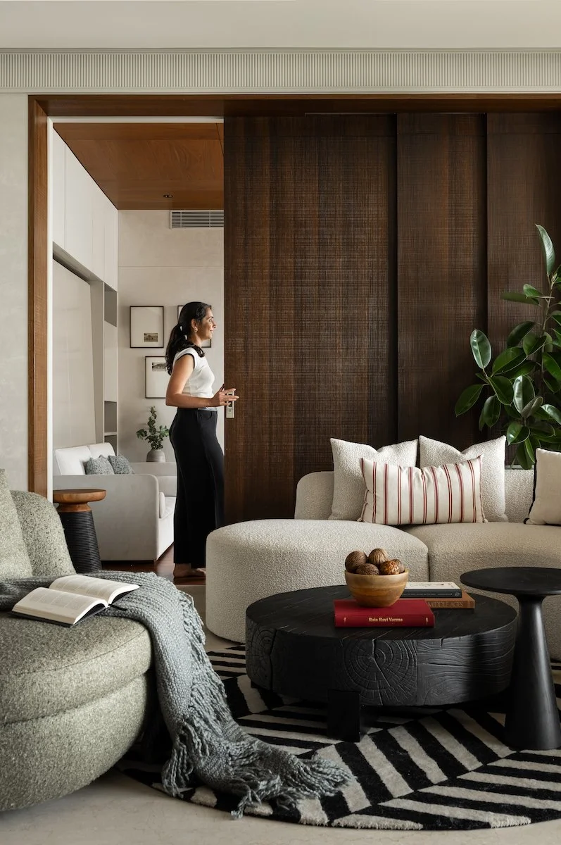 Apt at Embassy Lake Terraces-8.jpg