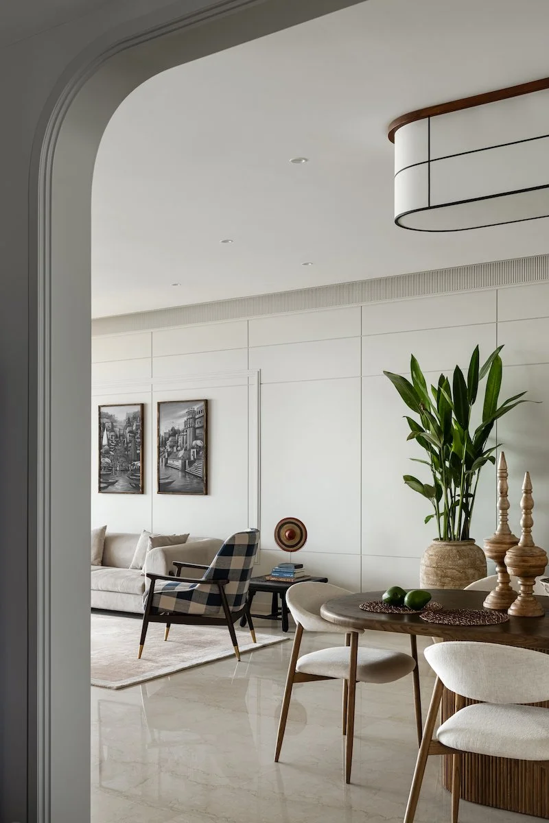 Apt at Embassy Lake Terraces-5 fix.jpg