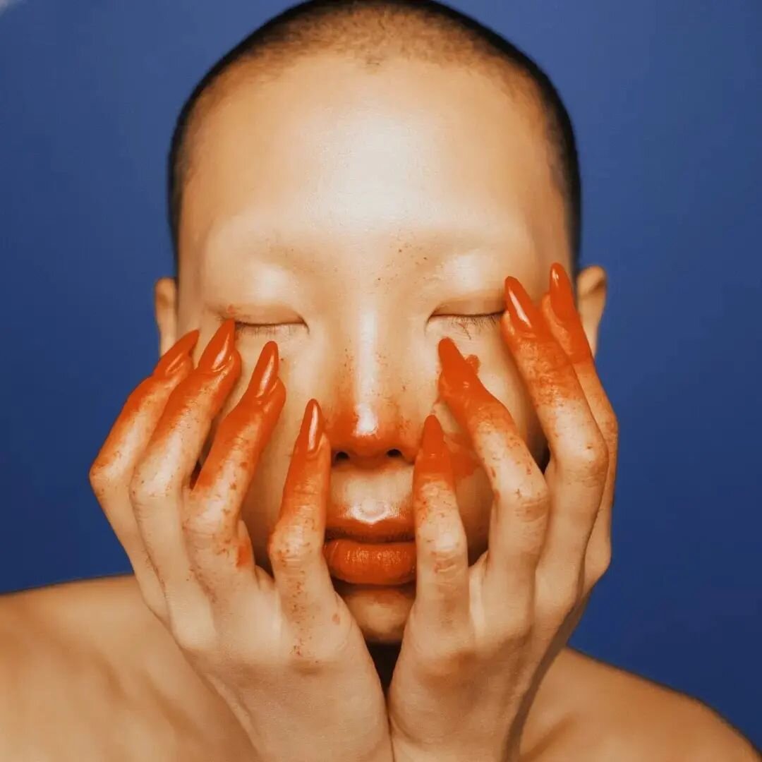 Pieces from @zhonglin_

Zhong, a Malaysian-Chinese self-taught photographer, does not place her work in any one specific genre. Around ten years ago, she was studying advertising in Kuala Lumpur when her interest was first sparked. She became aware o