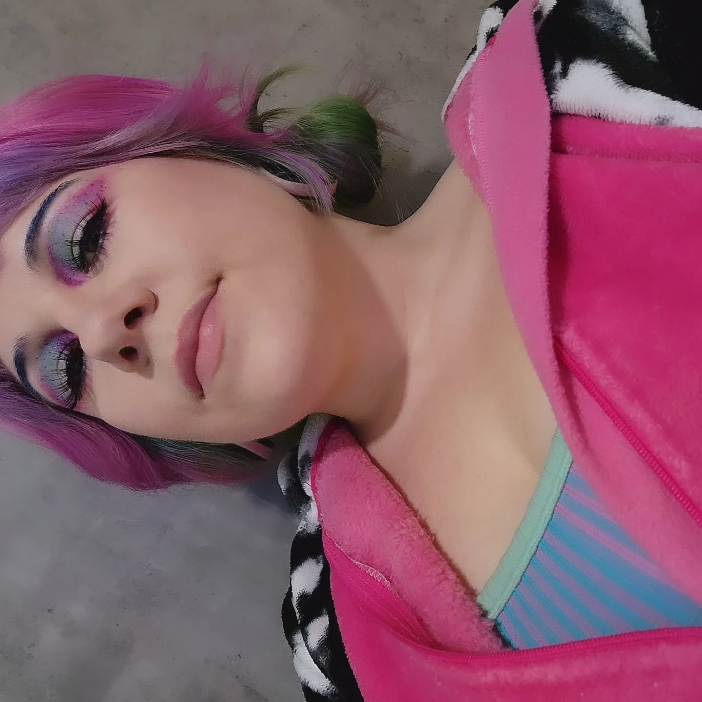 Got bored today so I did a lil makeup