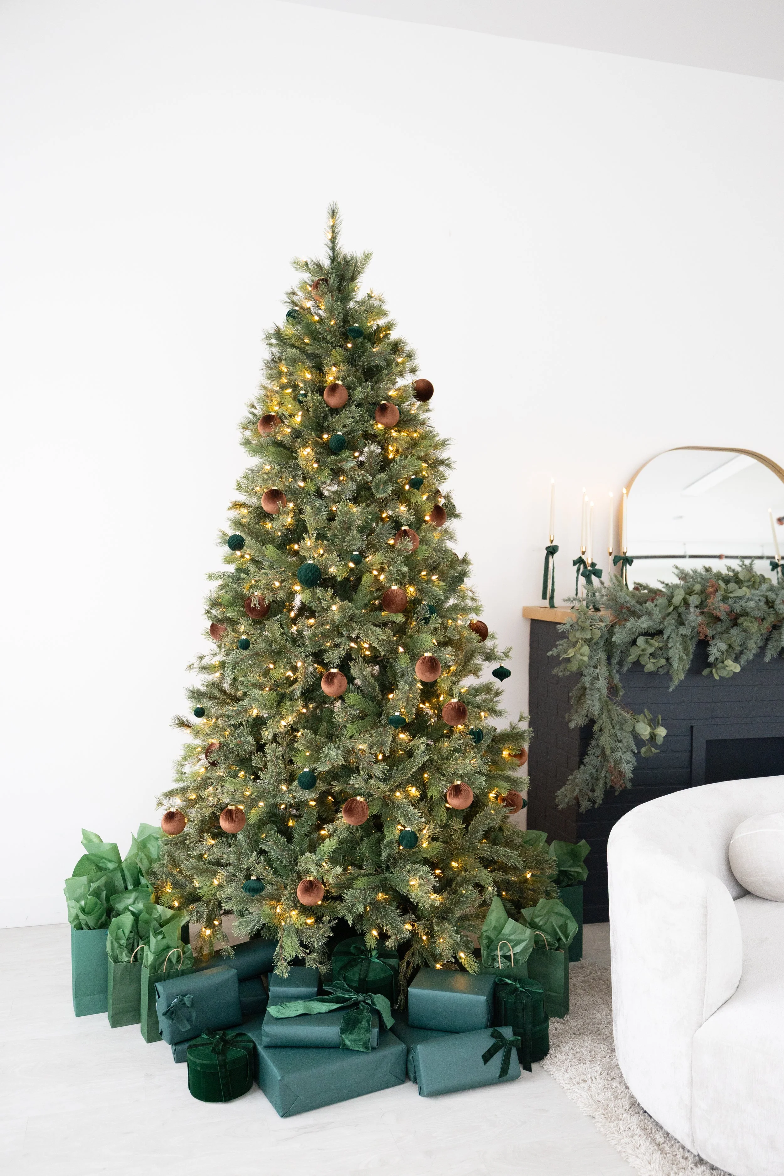 MDRN Studio Holiday Sets 2025-8.jpg