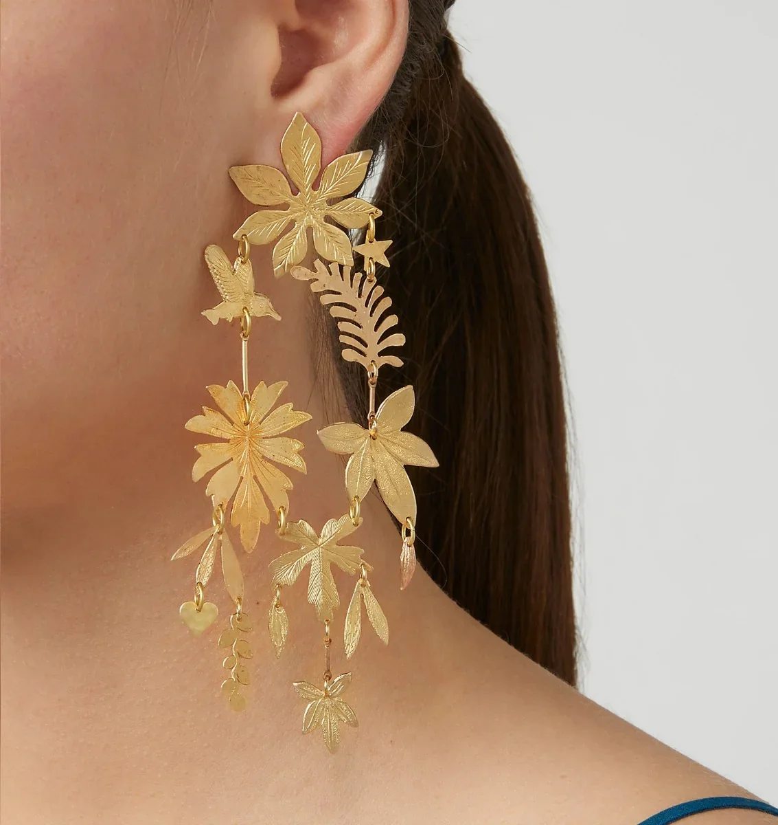 large_we-dream-in-colour-gold-tobago-earrings-1_1_1133x1200.jpg.webp