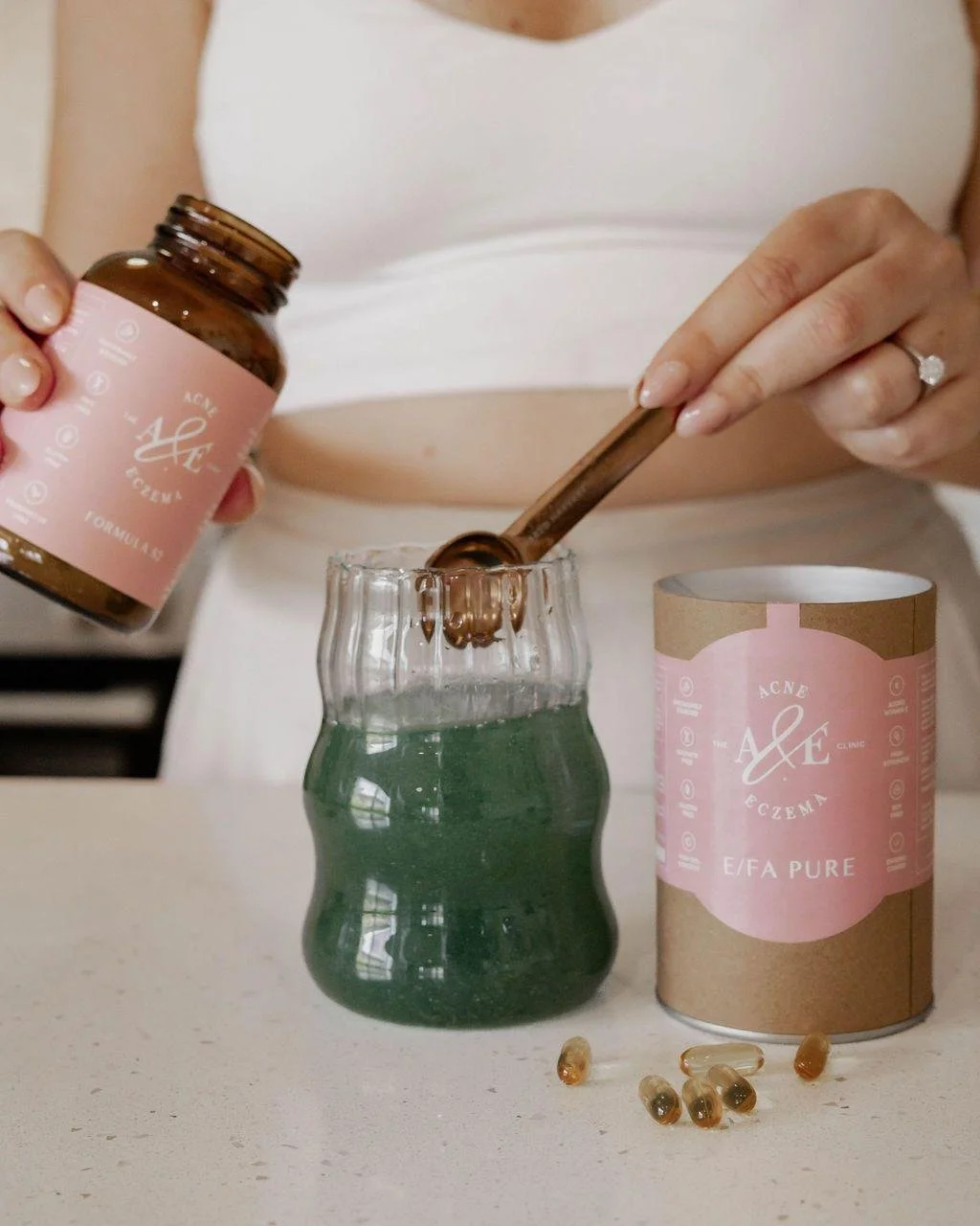 Aging skin is not just about what you put on your face.

One of the biggest nutritional shifts we all experience is collagen decline.

From around 25, collagen + hyaluronic acid naturally reduce, and you can start to notice:
&bull; Less elasticity
&b