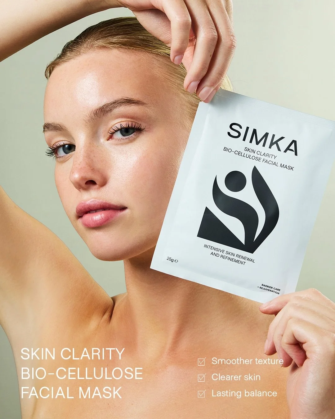 Clarity, refined.

The Skin Clarity Bio-Cellulose Mask is a professional-grade treatment designed to gently resurface and rebalance the complexion while respecting the skin barrier. 
Infused with a synergy of mandelic acid, salicylic acid, niacinamid