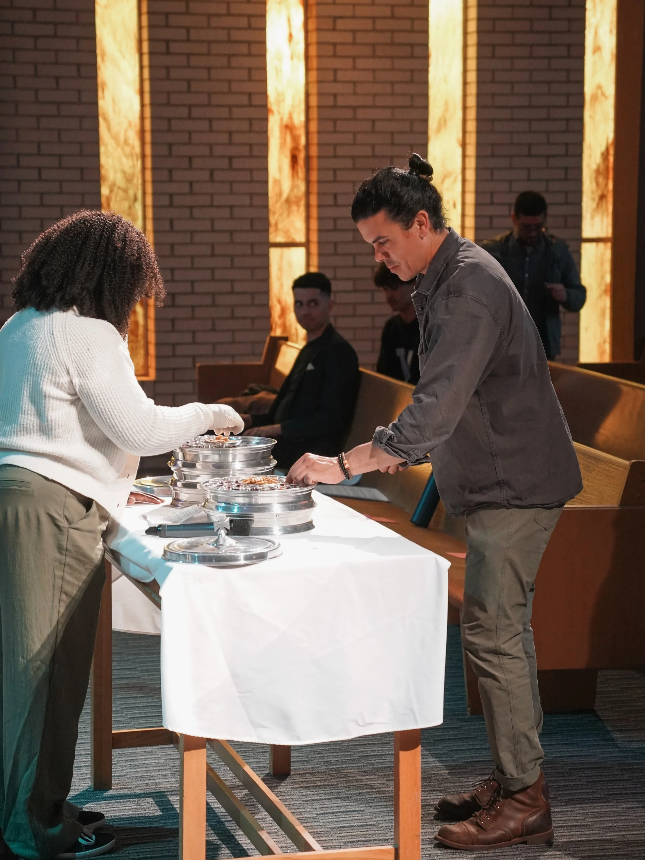 Tomorrow we have the opportunity to remember Christ&rsquo;s gift for us as we participate in foot washing at 10:30am and communion and 11:30am. We hope you&rsquo;ll join us for this special service! 

Stick around after Worship Gathering for All Chur