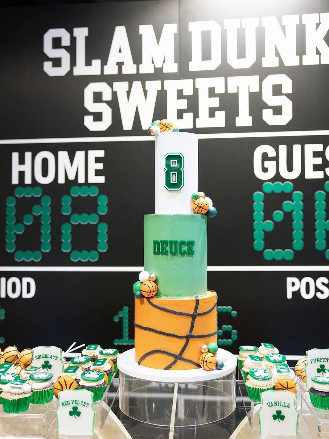 For Deuce, every detail tells his story. From his dad&rsquo;s iconic sneaker reimagined as a custom cookie, to his love for basketball woven throughout the celebration&hellip;because legacy lives in the little things. 🤍👟🍪🍀 (Swipe to view)

Slam D