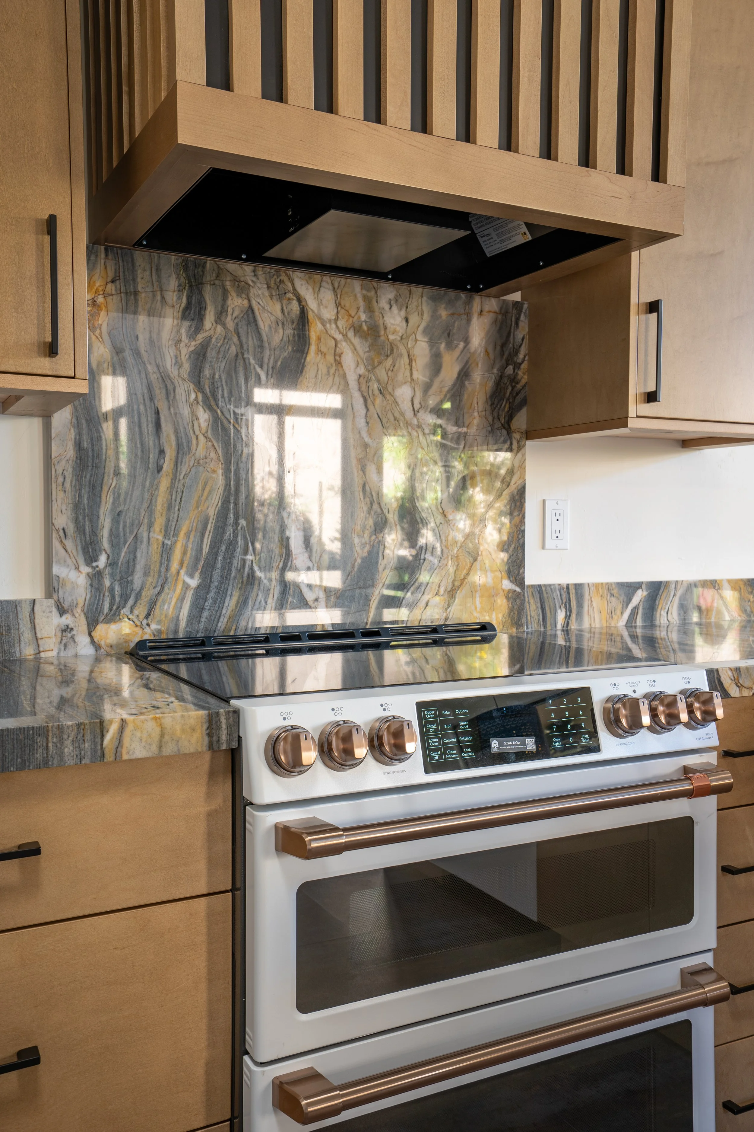 Los Abrigados Contemporary