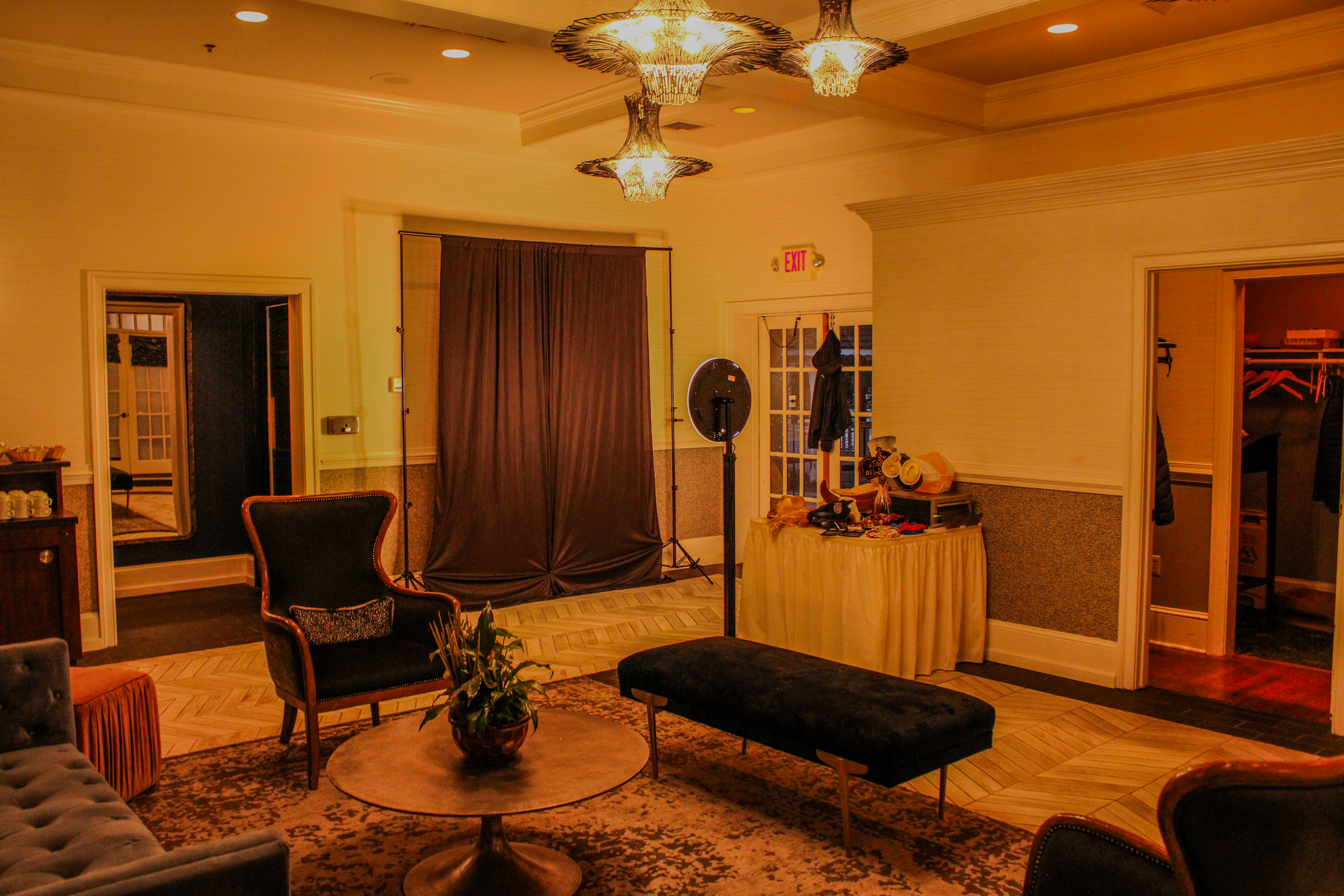 IMG_3709 copy photo booth site.png