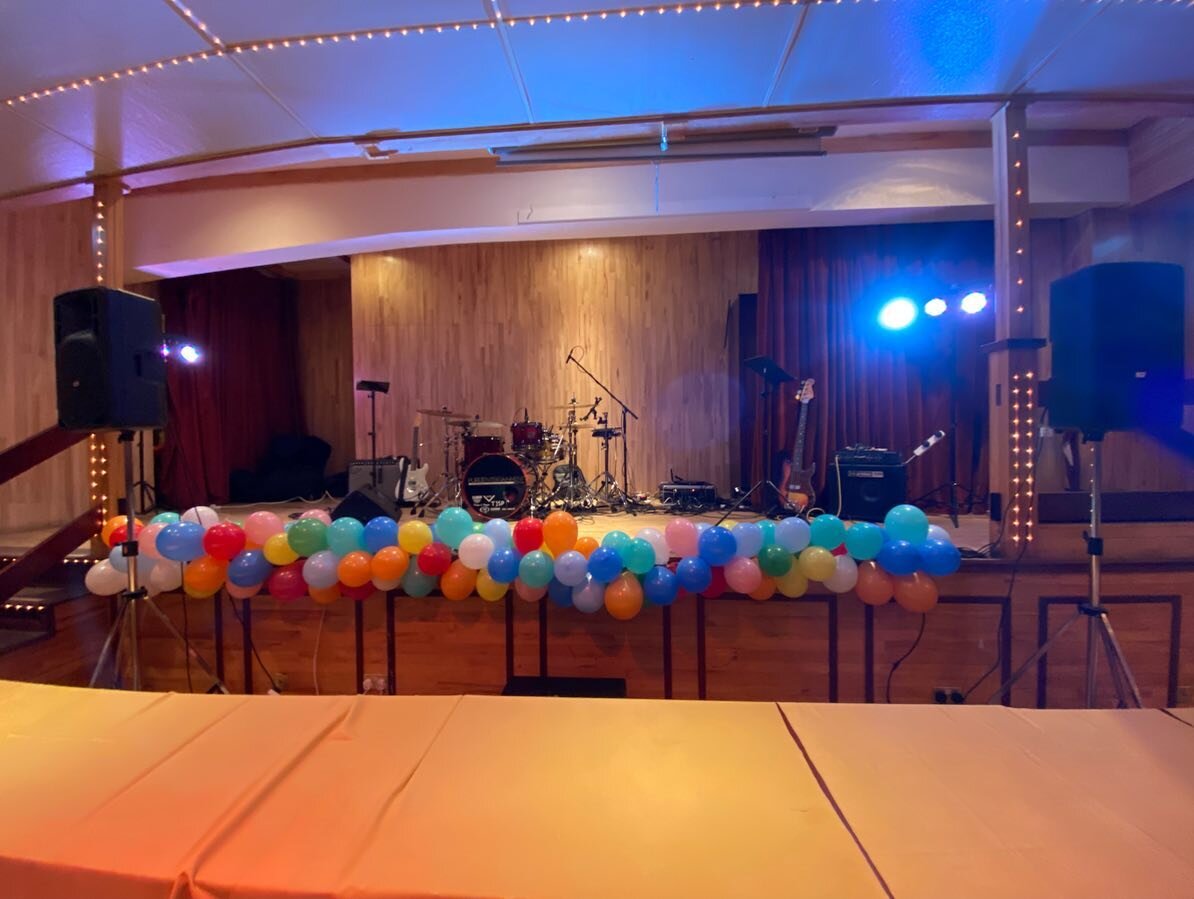 Providing a 3 piece band for @definitelydolly in Driffield for a special event! 

#liveband #live #livemusic #houseband #touring #drummer #bassist #guitairst #musicians #agent #uk #europe #worldwide #pureentertainmentgroup #puremuso #service #enterta