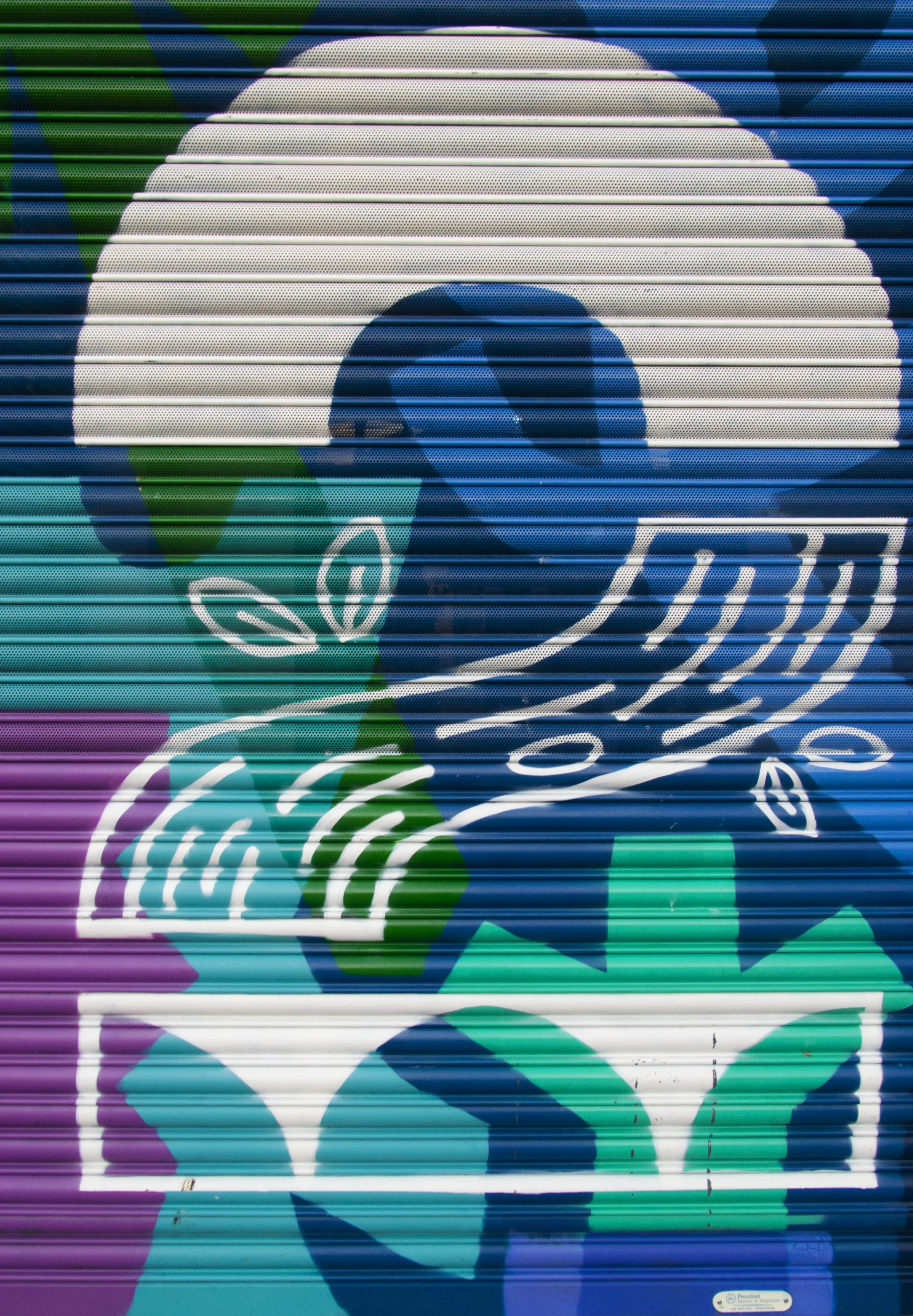 2 Royal Avenue