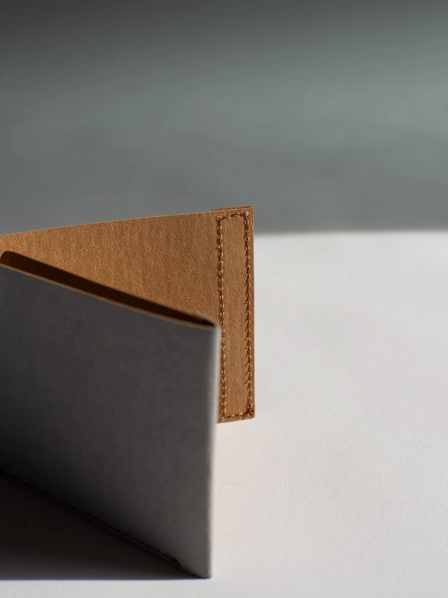 DECIMAL Concrete & Paper Card Case / Wallet