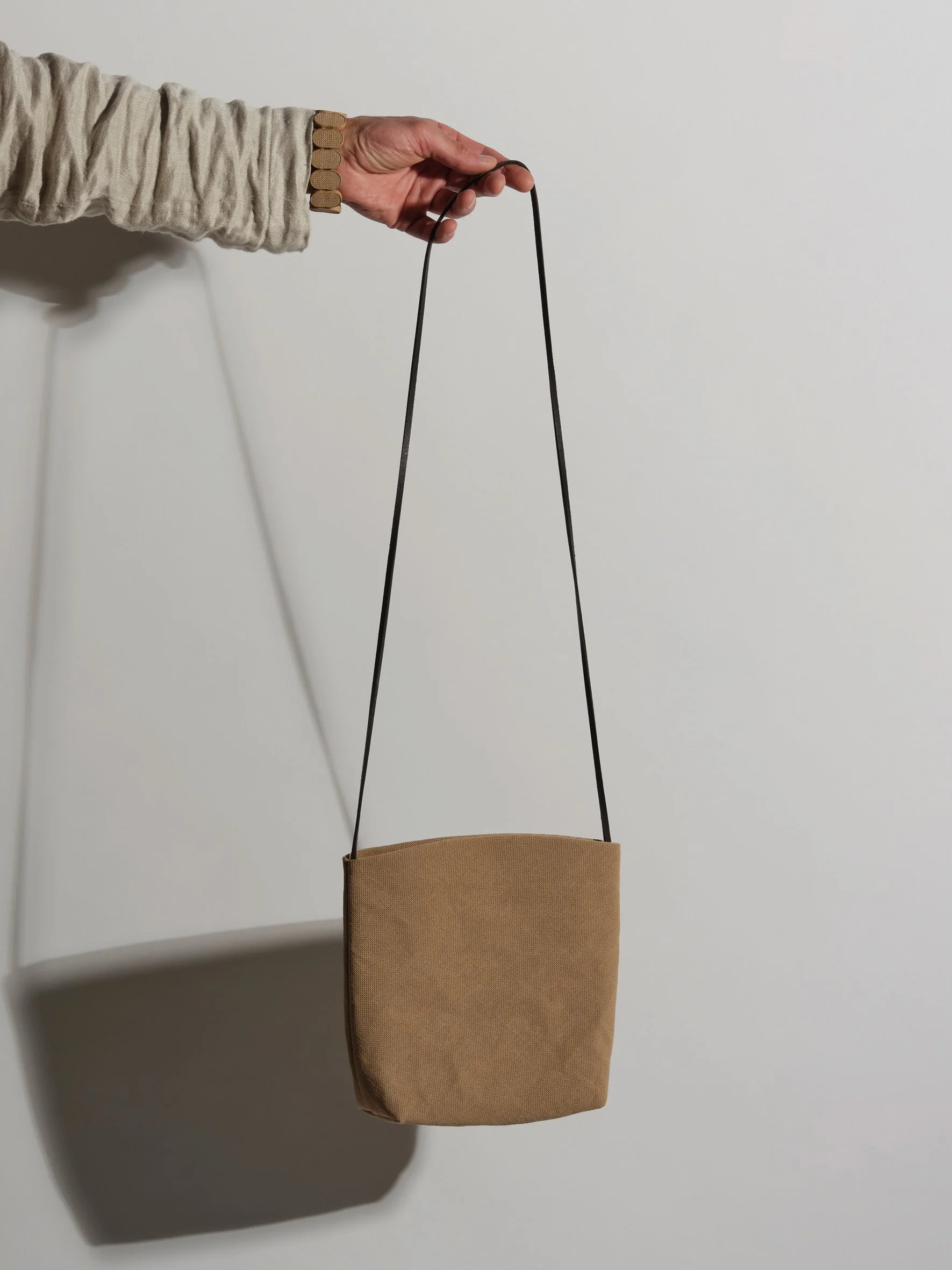PLAZA Panama Paper Shoulder Bag