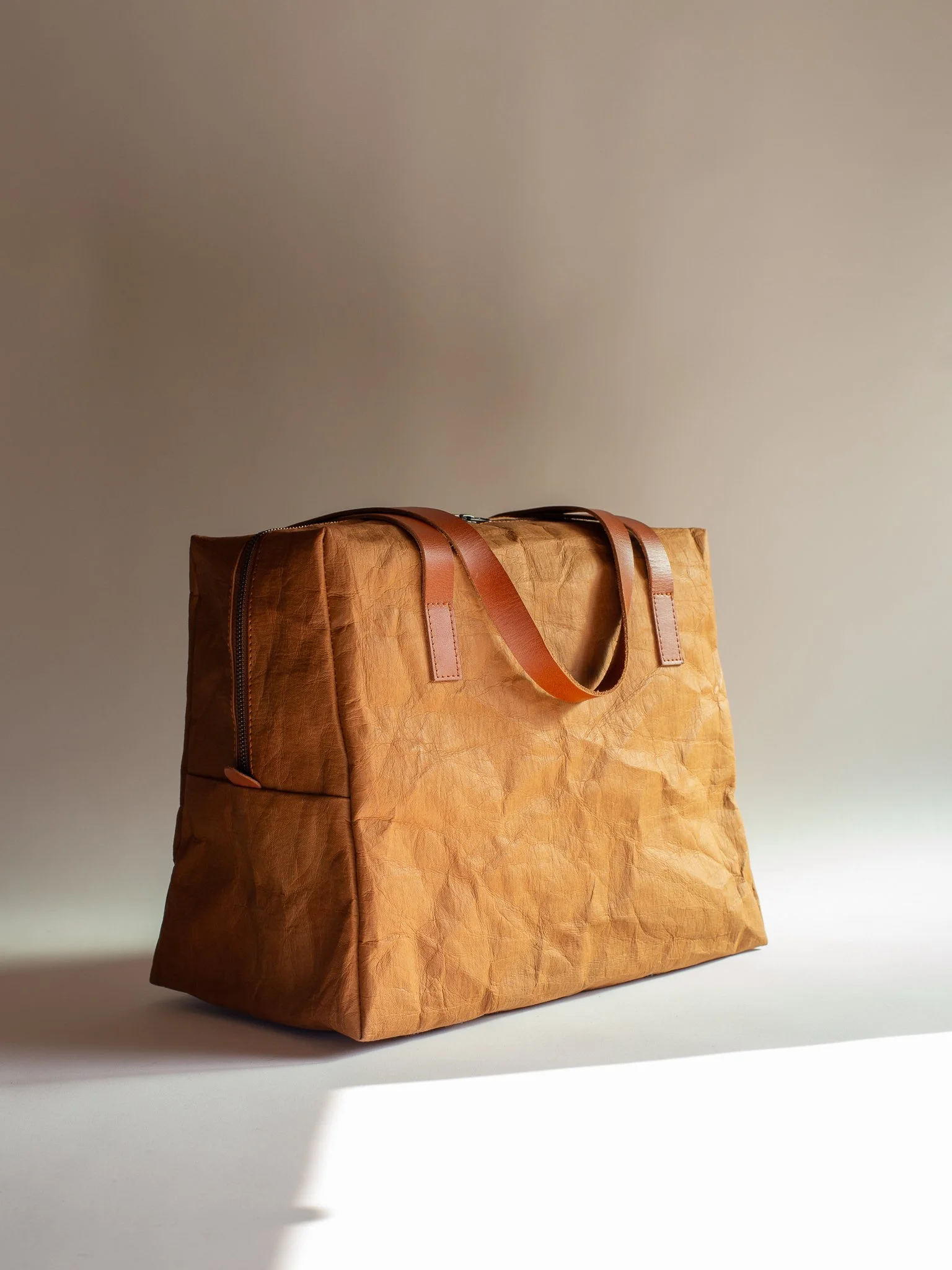 VISITOR Plant Dyed Paper Boston Bag