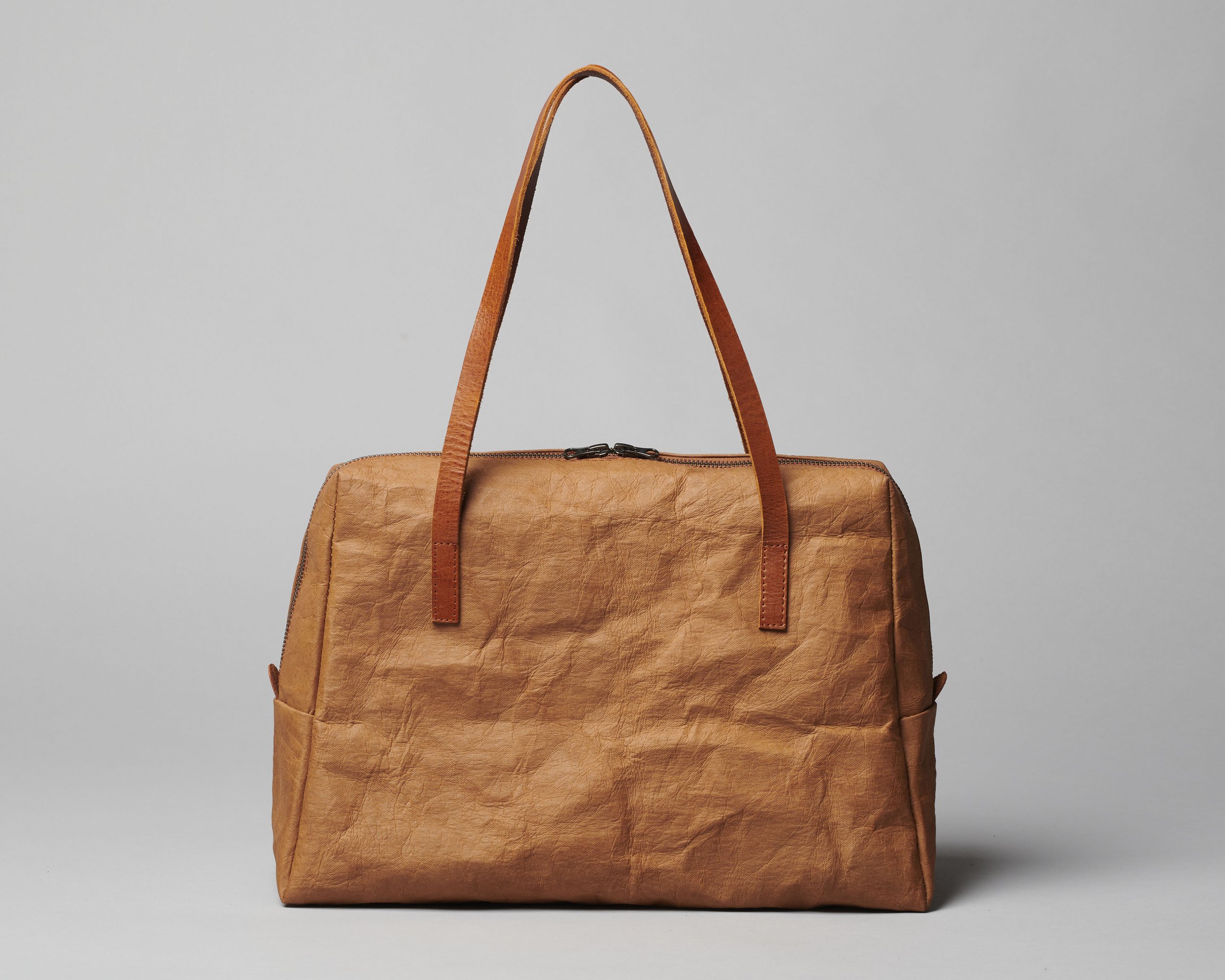AGENT Plant Dyed Paper Boston Bag
