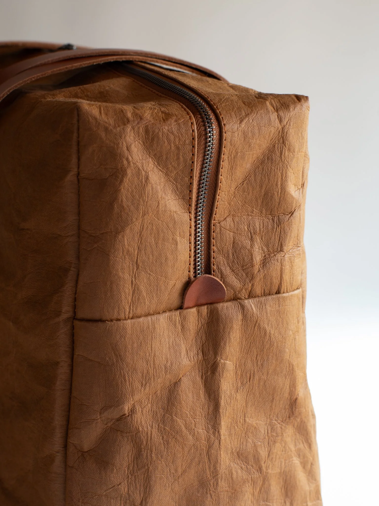 COMPANION Plant Dyed Paper Large Boston Bag