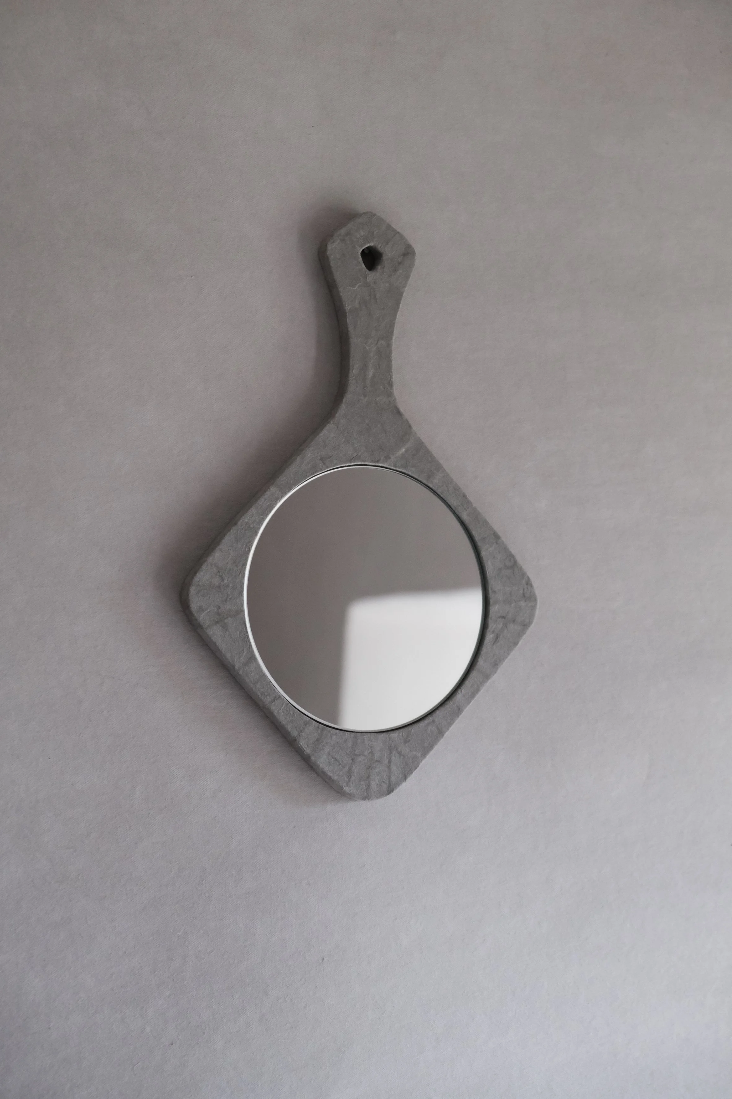 Mira - square grey