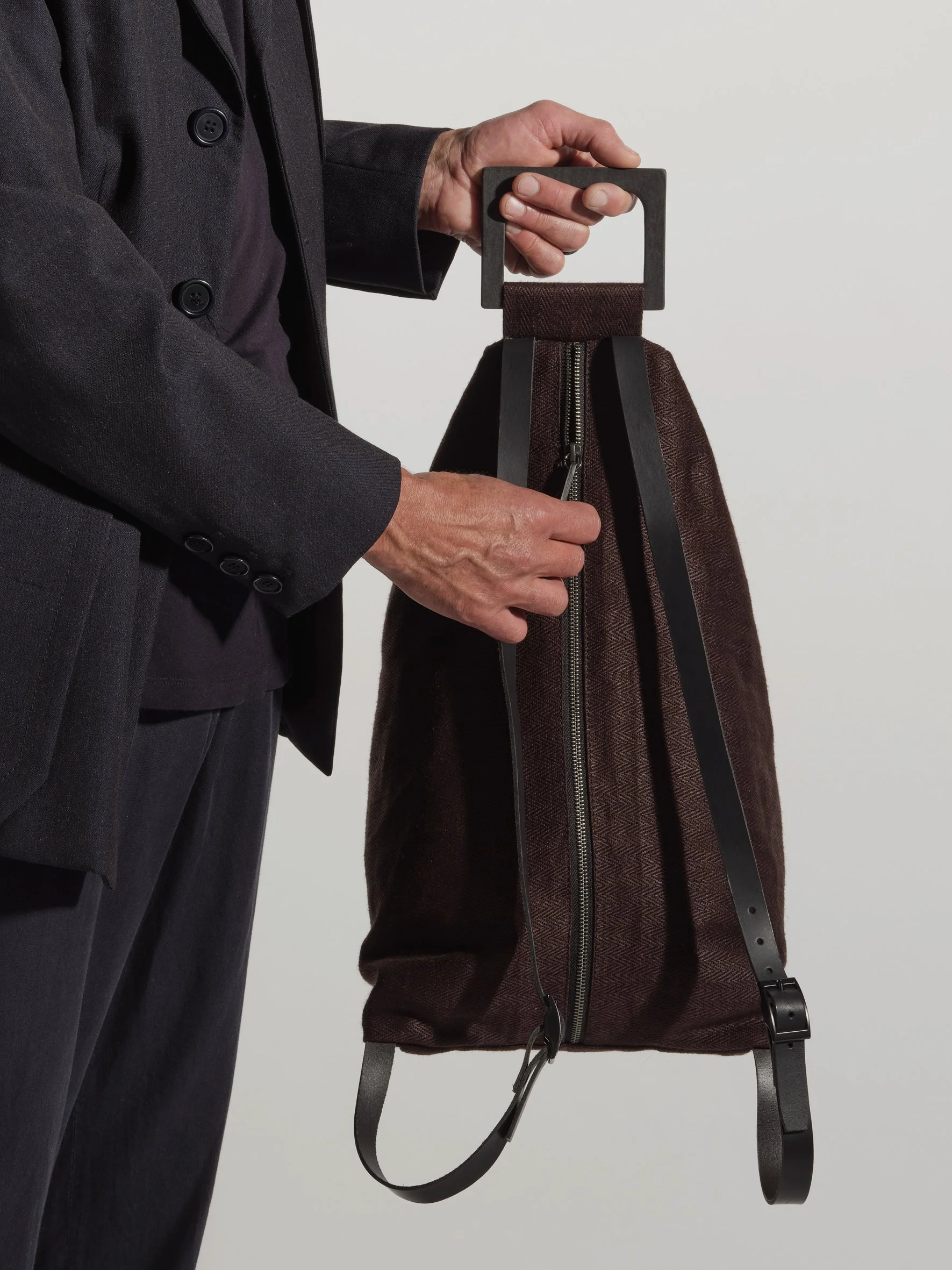 FREUND Drop-shaped Linen Backpack
