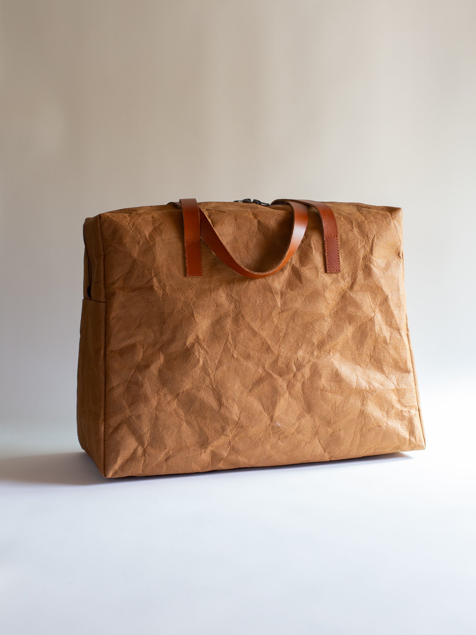 COMPANION Plant Dyed Paper Large Boston Bag