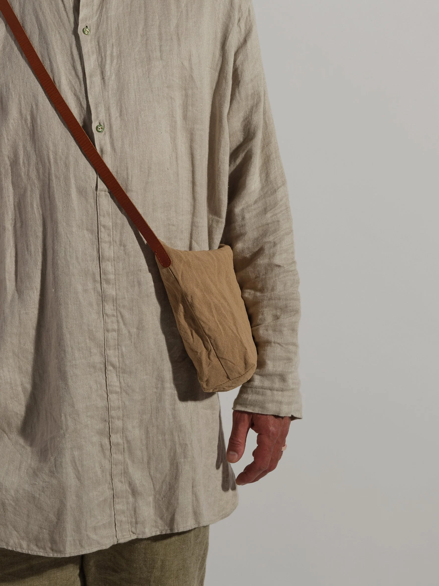 BOLSA Panama Paper Shoulder Bag