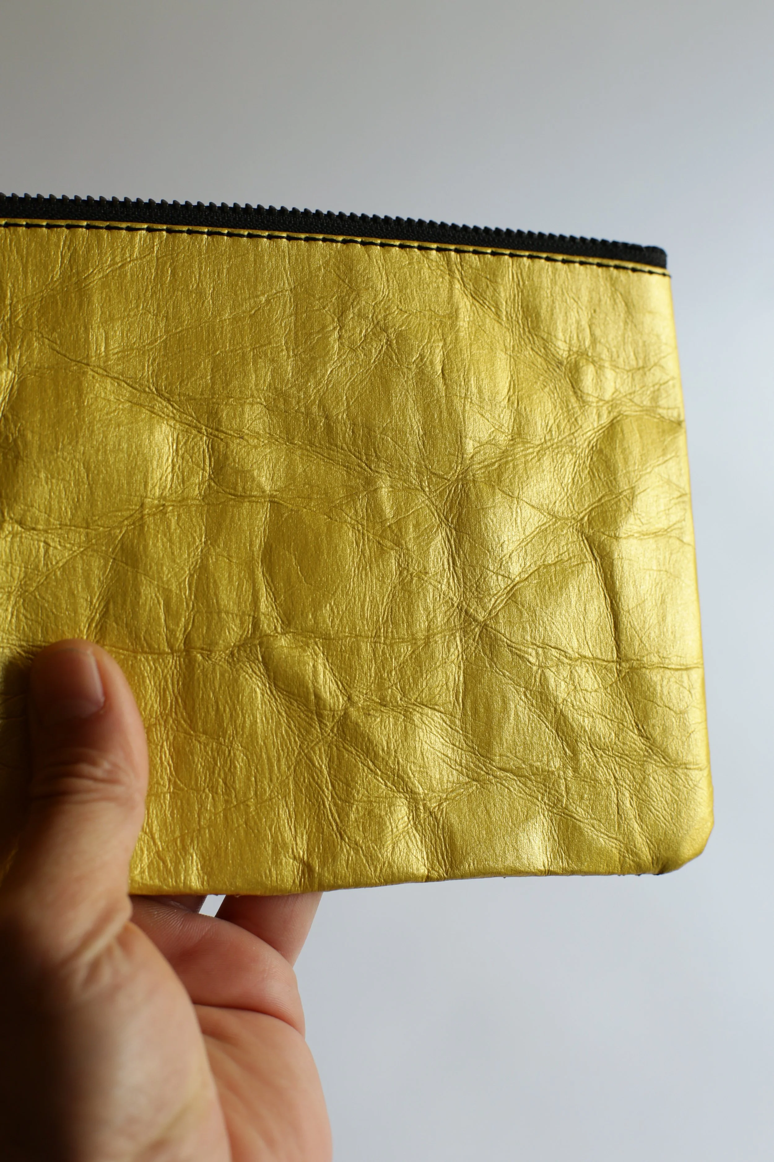 Pouch ポーチ メタリックイエロー