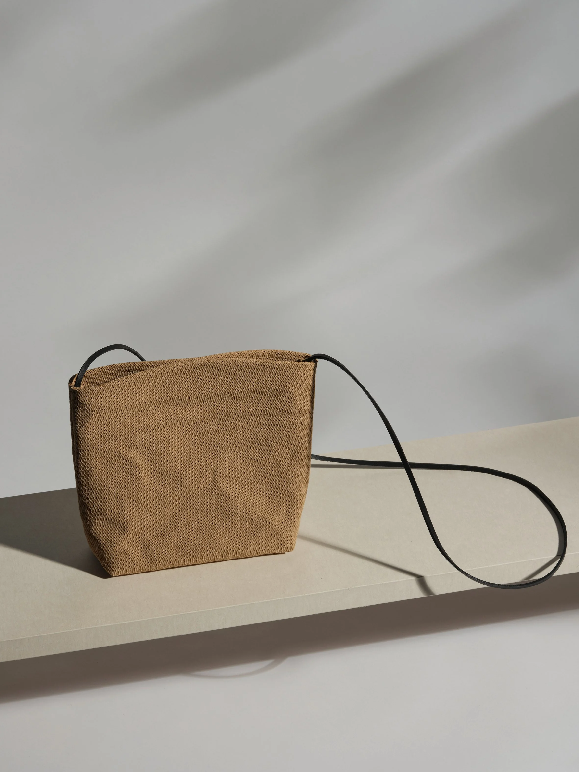 PLAZA Panama Paper Shoulder Bag